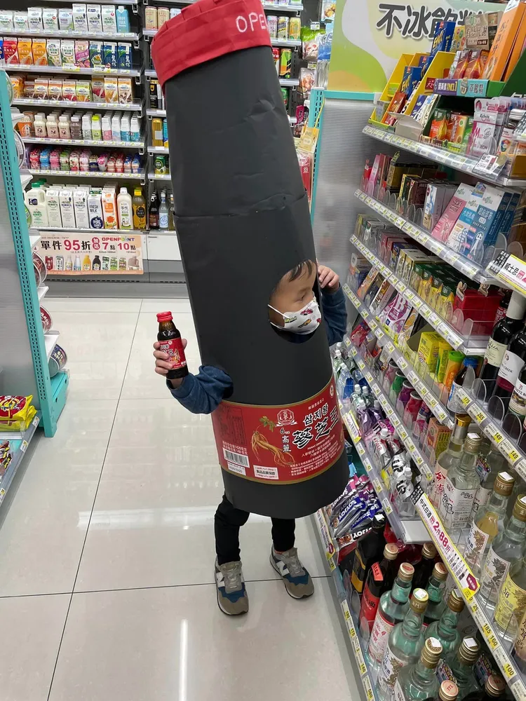 翻攝自臉書「爆廢公社二館」