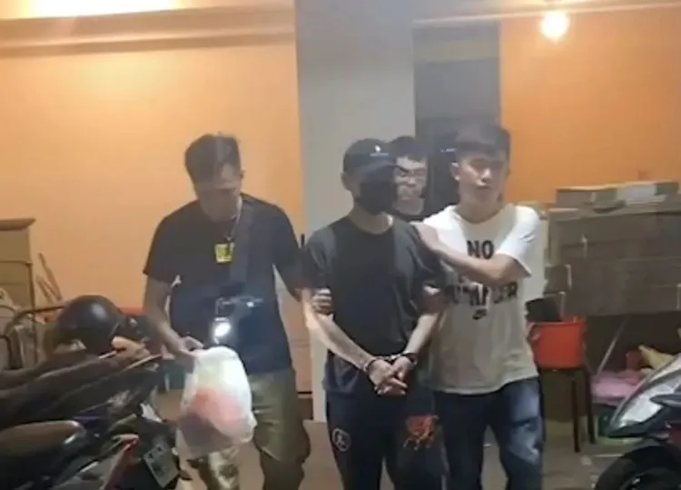 吳男遭逮捕。中壢警分局提供