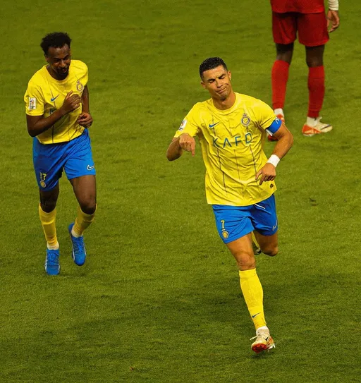 38歲C羅讓全球足球員難看!2記世界波破門 今年進43球無人能敵