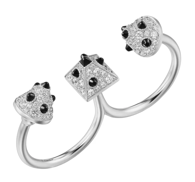 Clash [UN] Limited雙指戒指。品牌提供