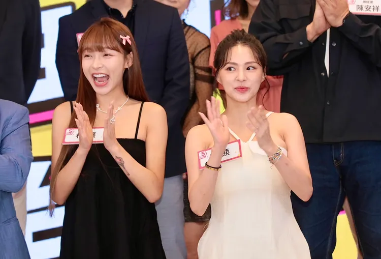 熊熊現身活動狀態超好，老公全程陪伴在旁。攝影中心攝