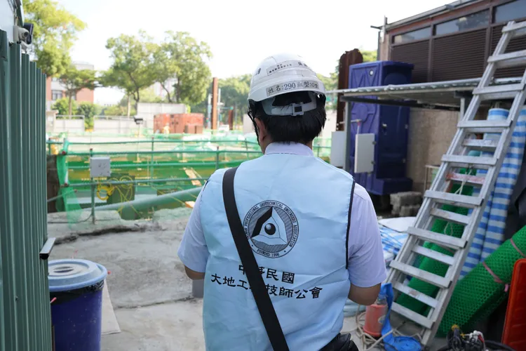 土木技師公會現場會勘。新竹縣府提供