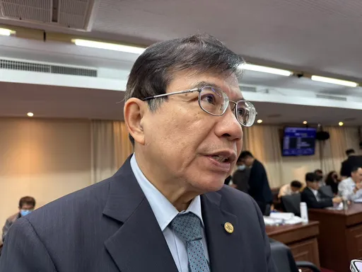 對行人提高罰則喊卡？　王國材：停讓時發現路人很快跑掉