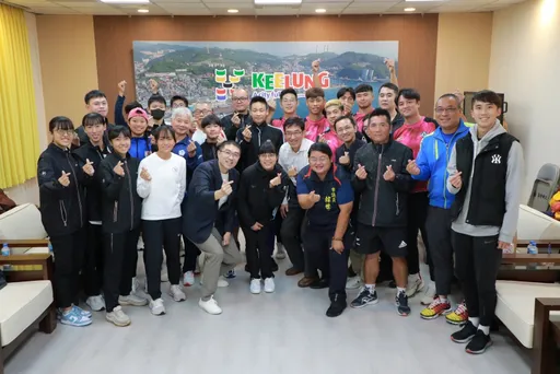 全運會基隆創下佳績!市長謝國樑聆聽發展建言 宣布復辦中興國小游泳體育班