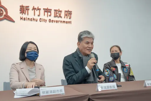 李鴻源稱口罩國家隊賺回扣 經濟部批「無的放矢」要求道歉