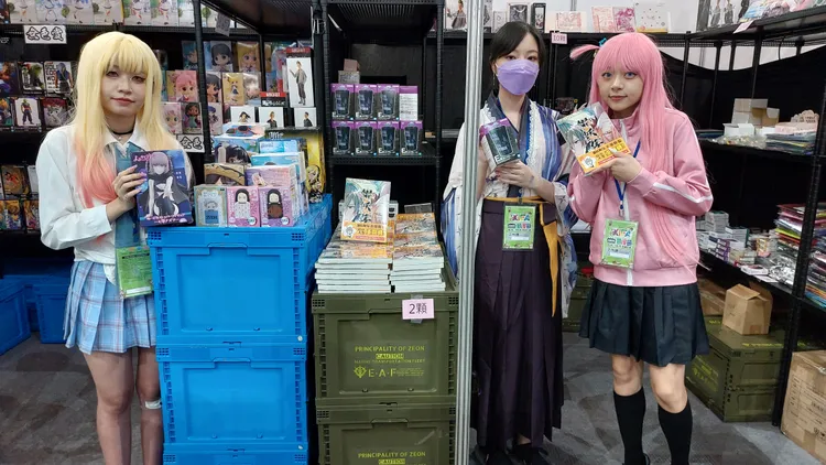 高雄國際動漫節業者巧扮動漫人物。凃建豐攝