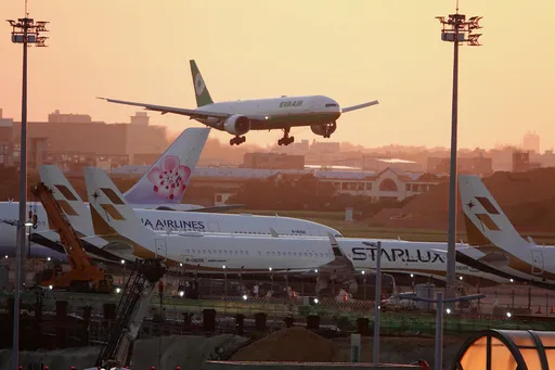 小犬颱風亂10/4交通！航班取消名單出爐　海運96航次停航