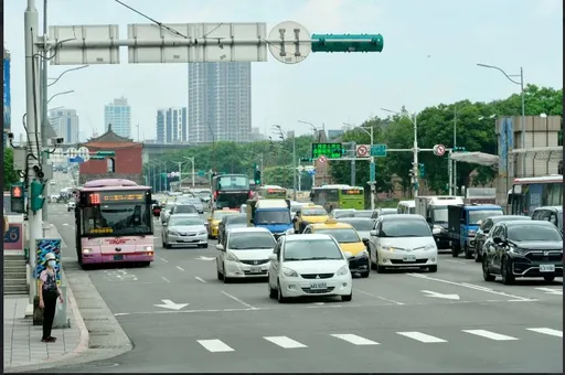 北車前忠孝西路傳恢復機車禁騎令 交通局否認!評估擴大開放時段