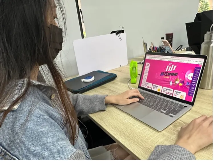 momo雙十一，狂買好時機！不限金額下單抽百萬名車！翻攝momo購物網