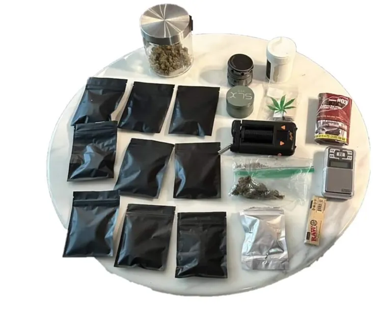 查獲毒品。新竹市警局提供