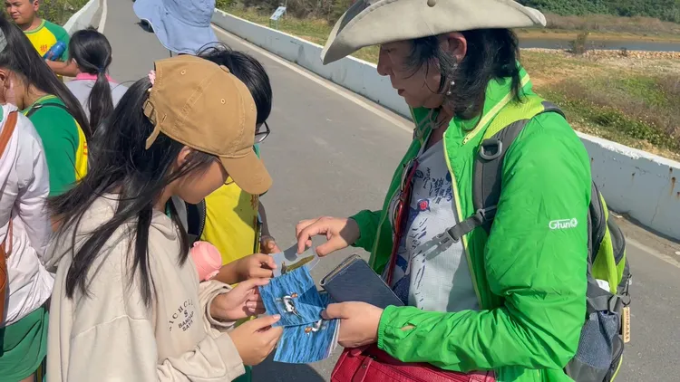 黃蜀婷介紹候鳥。張沛森攝