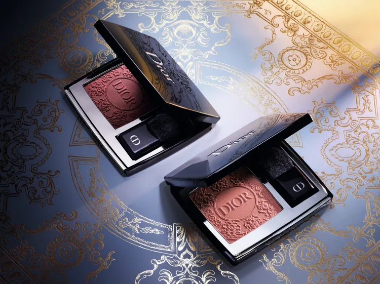 杜樂麗花園限量版超完美亮妍腮紅#211（右）、#621（左），2000元。品牌提供