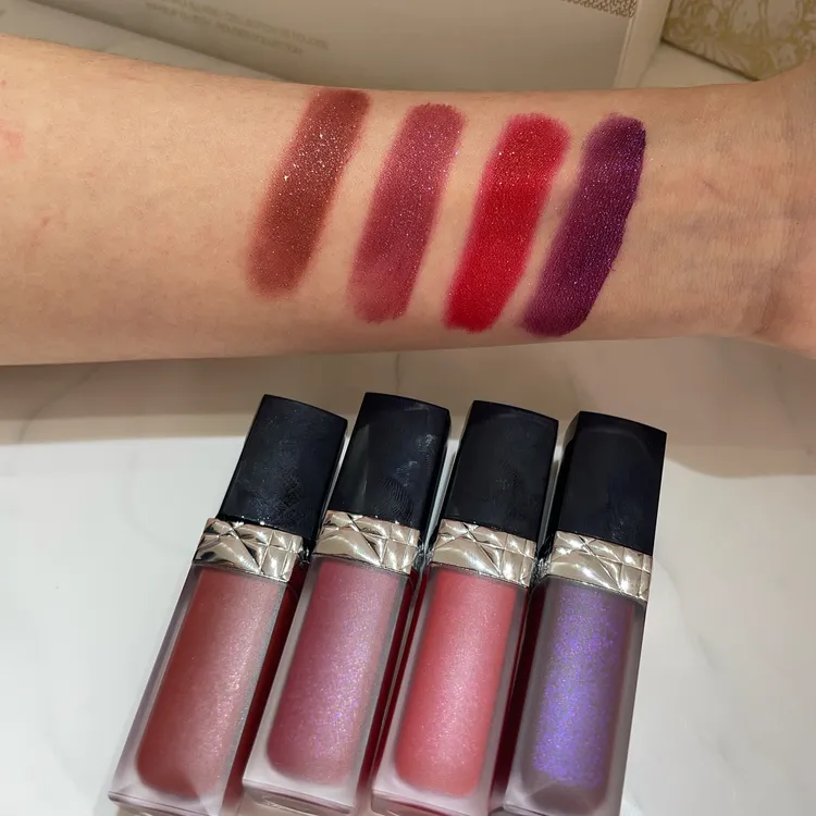 超完美晶緻唇露杜樂麗花園限量版。張家玲攝