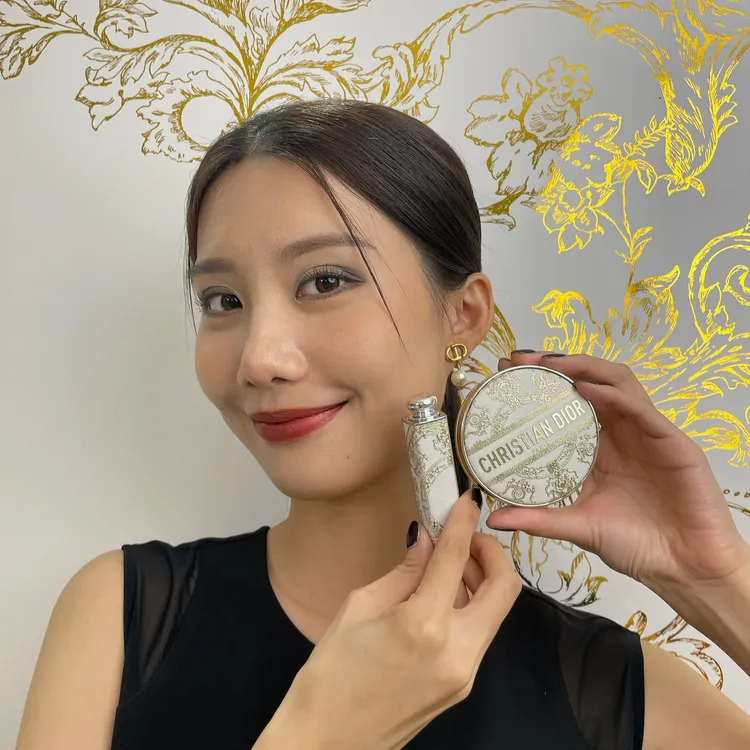 杜樂麗花園限量版超完美氣墊外殼、癮誘唇膏外殼。張家玲攝