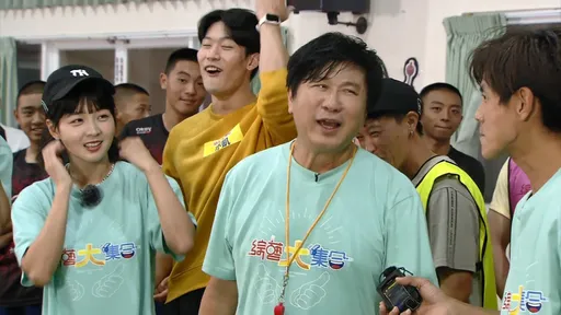 EASON和胡祖薇「姿势」太暧昧 胡瓜猛亏:来谈恋爱的吗?