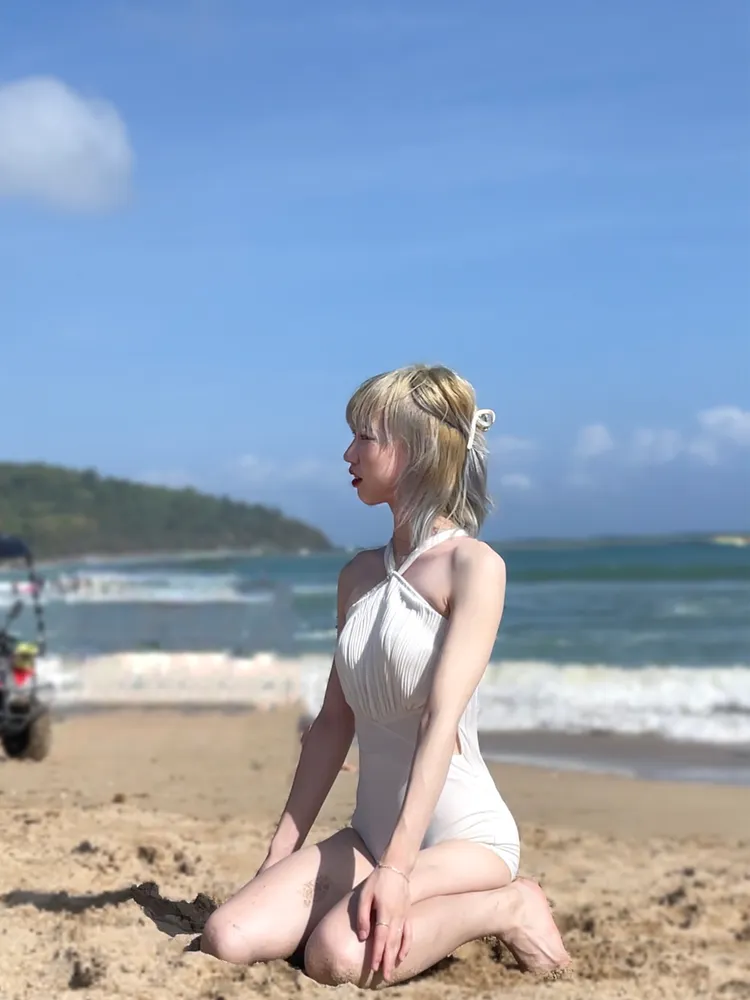 天秤座的摟卡從韓國回來，見聞也比許多同齡女孩來得廣，非常好聊天。
