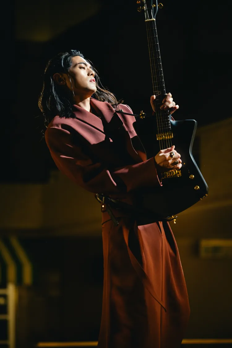 林頤原全新作品《32》集結邁入30代的心境。華納音樂提供