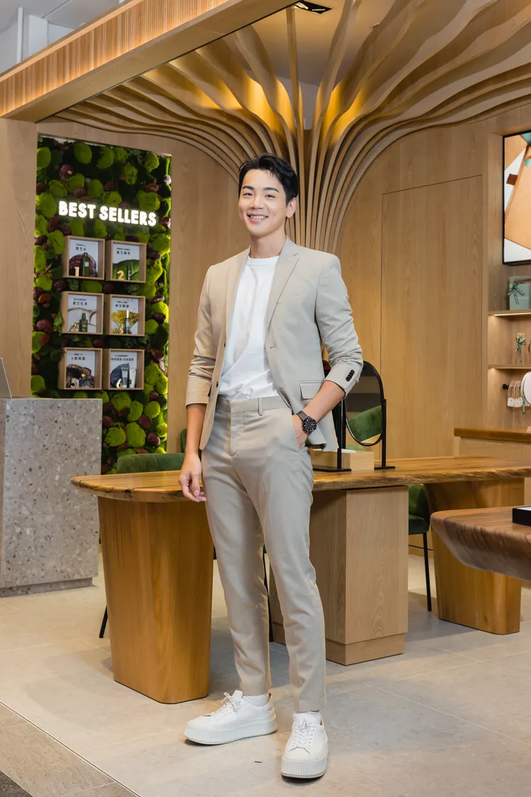 禾浩辰對新戀情很大方。