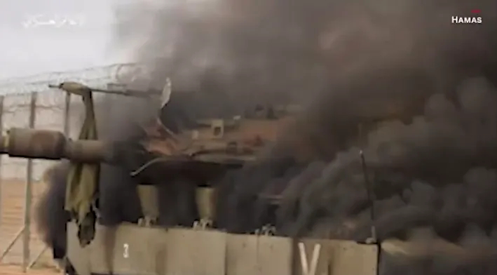 哈瑪斯發布影片，宣揚其戰果。翻攝CNN新聞