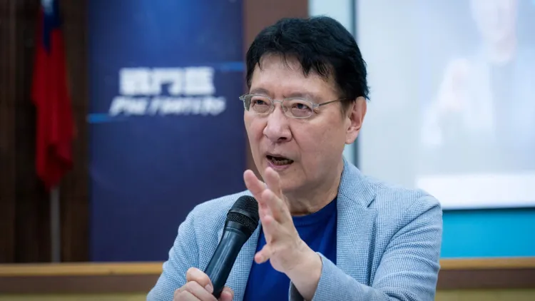 趙少康建議藍白雙方各退一步。翻攝趙少康臉書