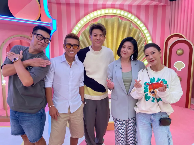 潘若迪、楊繡惠、馬力歐錄製《阿姐萬歲》。三立提供