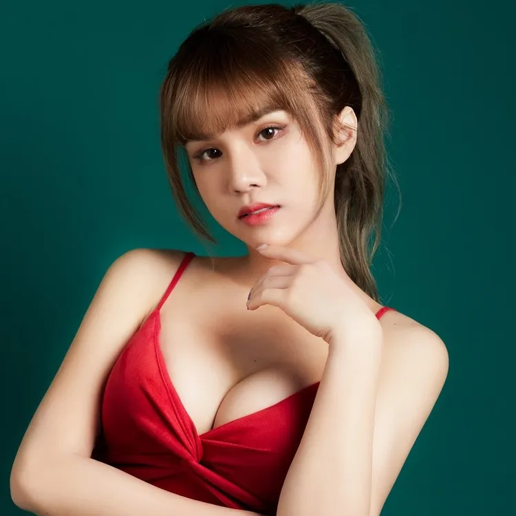 翻攝《Little A spicy》粉絲頁