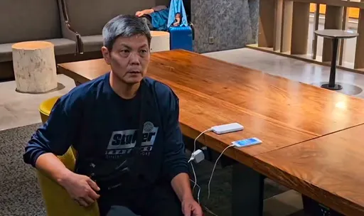 中國異議份子滯留桃園機場半個月　獲加拿大政治庇護已抵達