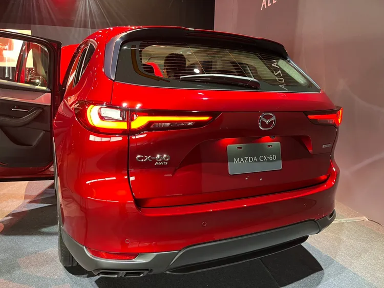 Mazda CX-60大量採用高強度車身結構，並於A柱下方/B 柱/後保桿採用最高達1800Mpa的高剛性鋼材，能有效提升車輛抗撞能力。周奕豪攝