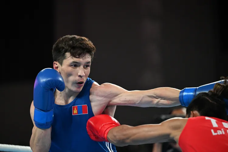 蒙古32歲選手巴塔爾蘇赫奪金。新華社