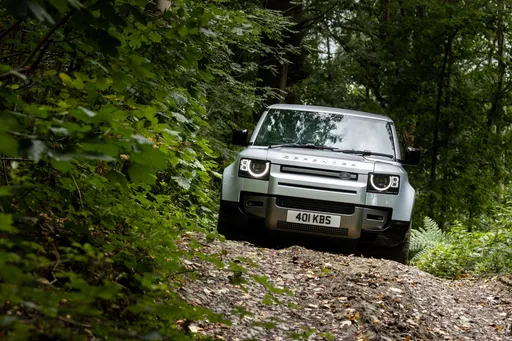 24年式DEFENDER首波配額開放預售 動力配備全面升級、導入X-DYNAMIC頂級車款