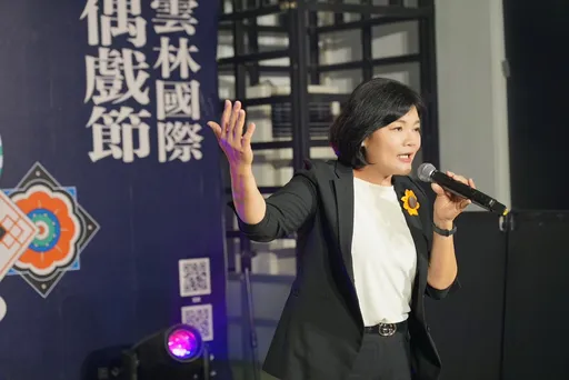 Lin bay好油大翻車!「前主管」張麗善回應了 嘆許哲賓「是正直的孩子」