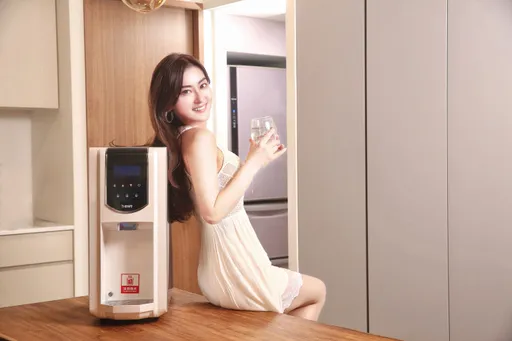 瑜伽女神夏米雅完美曲線、蜜桃臀超吸睛 空窗孤單寂寞靠這招排解