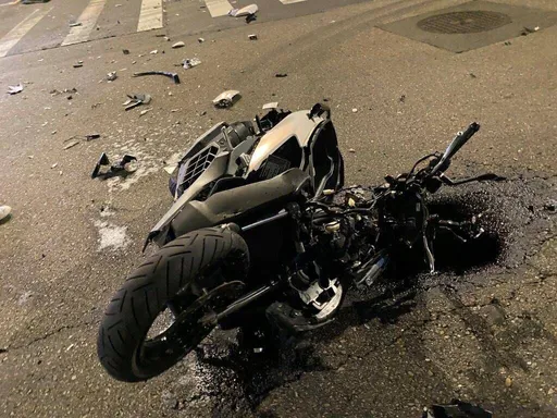 「海神」撞碎機車！貴婦違規左轉撞死男大生　10萬交保