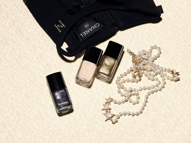 時尚釉光指甲油，各970元。品牌提供