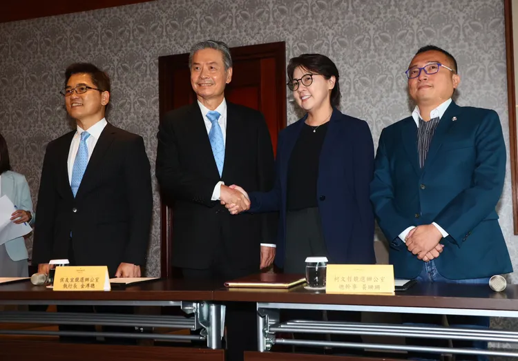 國民黨、民眾黨今正式舉行「藍白合」會前會。彭欣偉攝