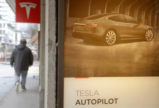 特斯拉修電池「收費70萬」問他要不要修? 車主嚇傻了