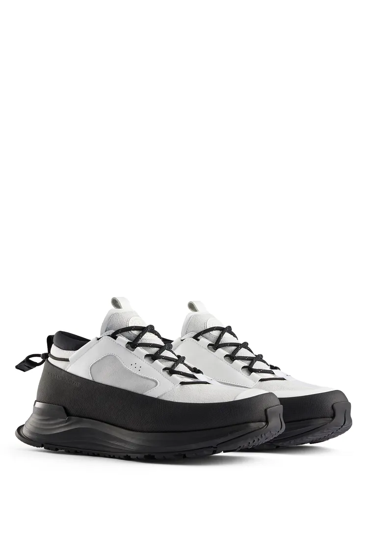 Glacier Trail 低筒運動鞋-男款-冰雪白色，1萬5600元。品牌提供