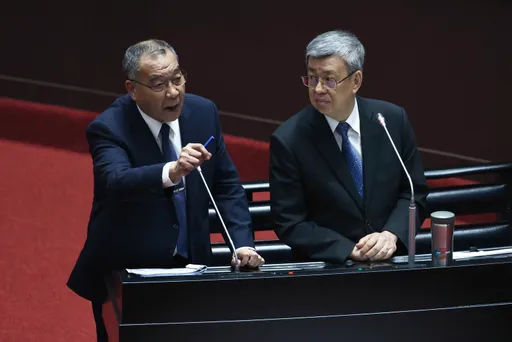 黃曙光揭立委在搞潛艦國造　邱國正允諾保護每位袍澤