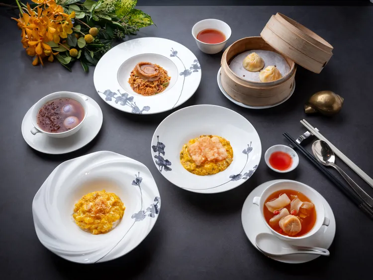 台北文華東方酒店「雅閣」中餐廳，10月16日至11月12日限時推出廣獲饕客喜愛的秋季大閘蟹饗宴，每位5,680元+10%。業者提供