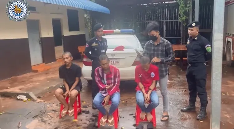 柬埔站警方將飆車族剃光頭。取自中國報