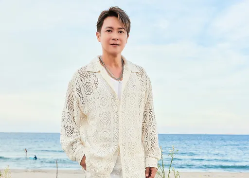 八點檔男星王燦跨界當歌手 男學生為他剃髮留深刻印象