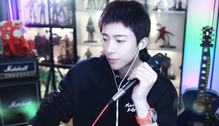 劉宇寧直播回應網路種種傳言。翻攝劉宇寧微博