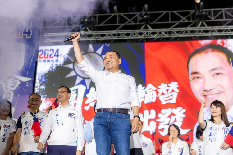 侯友宜喊「沒有和平就沒有一切！」。侯辦提供