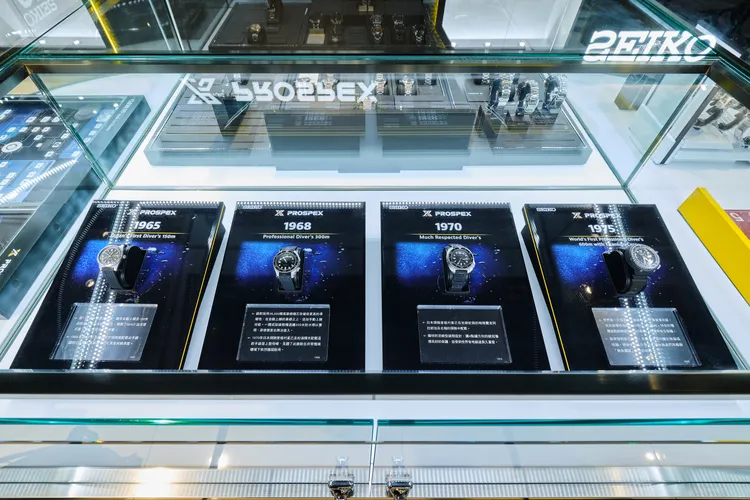概念店展出多款日本空運來台的歷史潛水錶。品牌提供