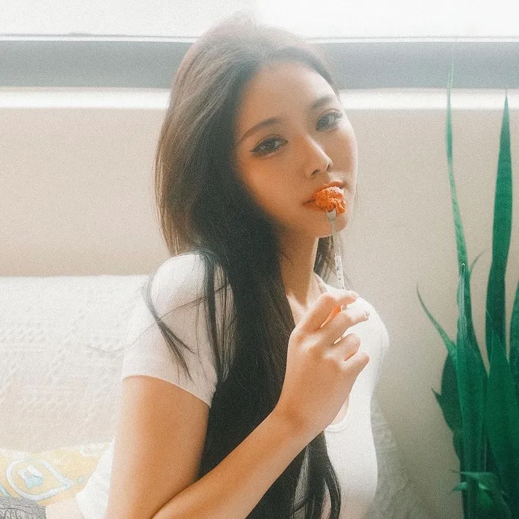 金牛座的馥妮愛好美食也懂美食，平常喜歡到處吃吃喝喝。