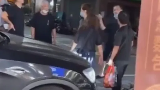 吃到飽火鍋「偷打包」！奧客被識破竟翻桌大吵　圍觀路人都傻眼