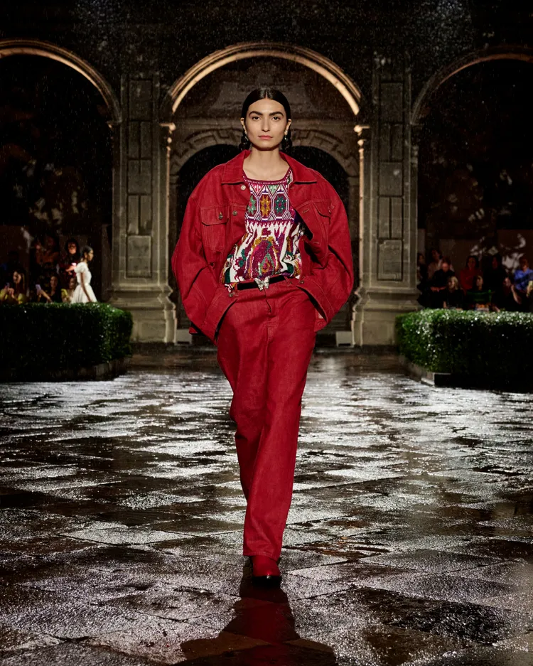 DIOR 2024早春度假系列。品牌提供