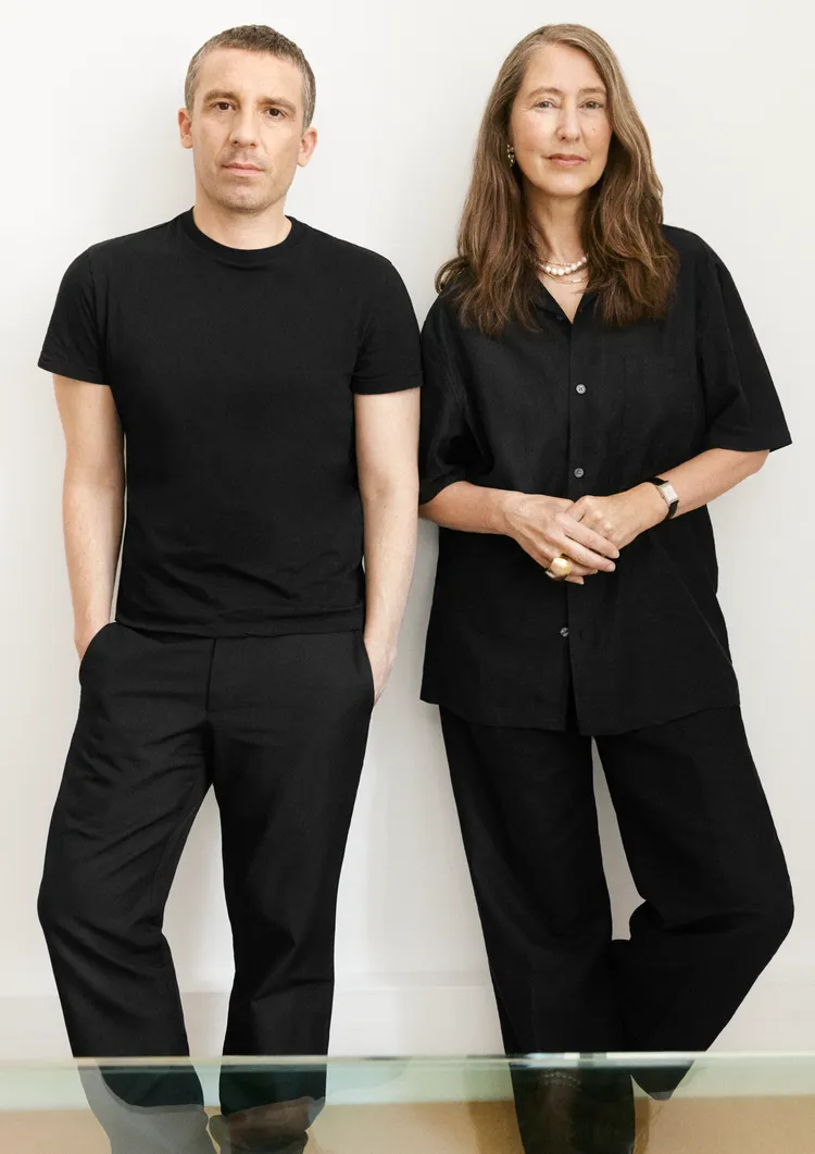 Rabanne創意總監Julien Dossena（左）與H&M女裝設計負責人兼創意顧問Ann-Sofie Johansson（右）。品牌提供