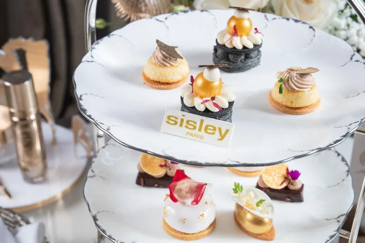 Sisley x 台北文華東方酒店聯名奇蹟逆時下午茶饗宴。品牌提供