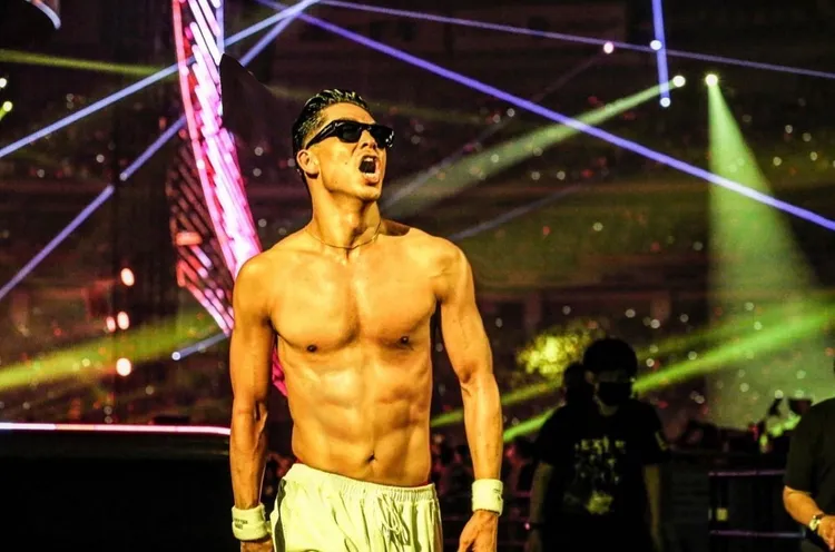 AKIRA在舞台上狂野霸氣。LDH提供